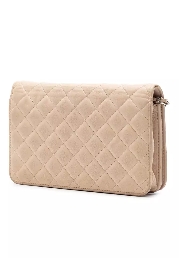 Pre-Loved Chanel Cc Quilted Lambskin Diamond Wallet On Chain