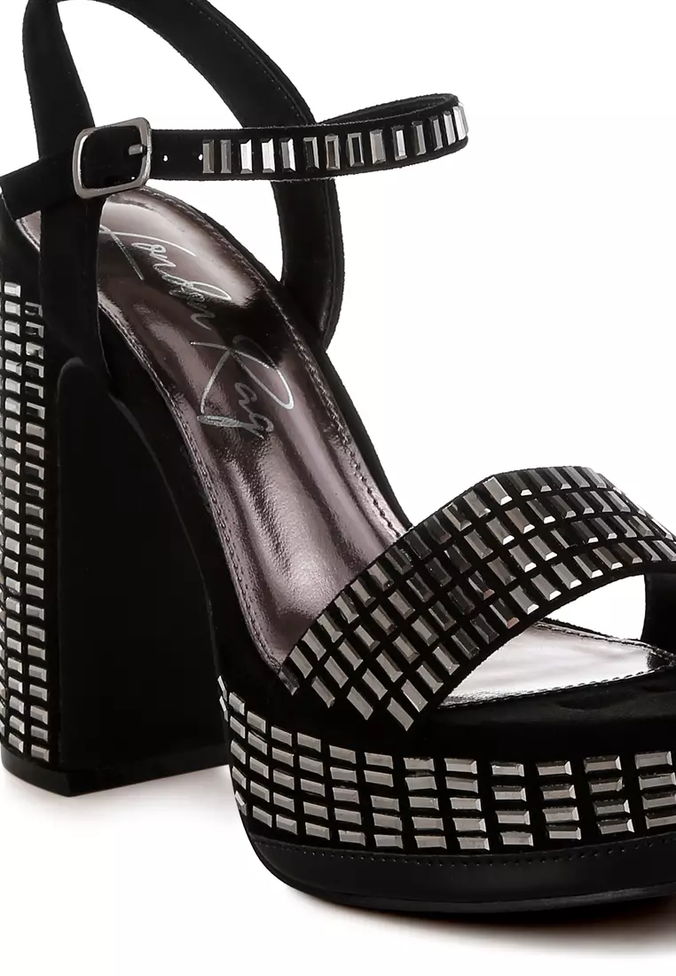 Sepatu hak bertali pergelangan kaki berhiaskan berlian imitasi warna hitam