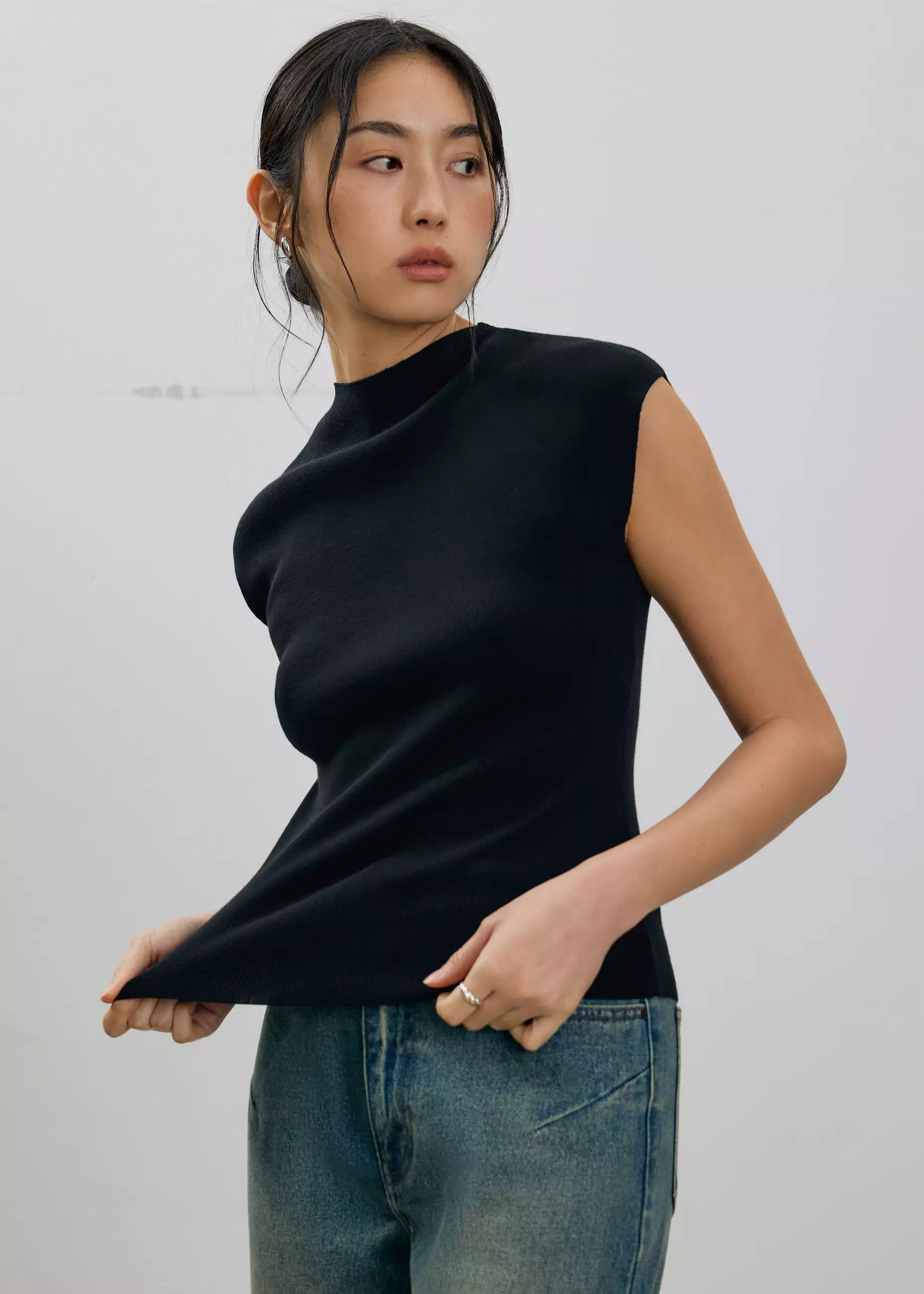 Atasan Wanita - Huan Mock Neck Knit Top