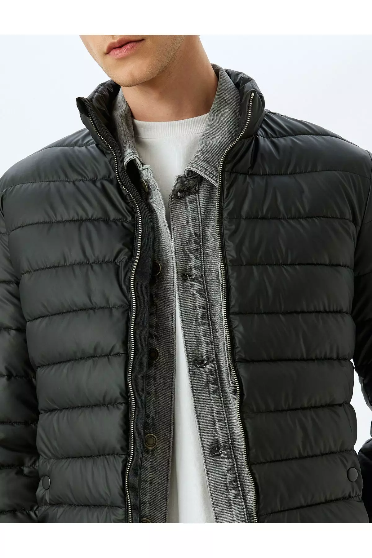 Latex Fabric Slim Fit Puffer Jacket With Stand Collar Label Detail