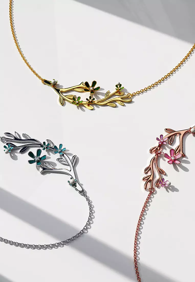 Petalia Olive Green Necklace Featured SWAROVSKI® Crystals in Gold