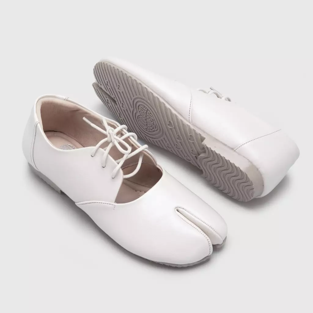 Adorable Projects -  Moneera Flat Shoes Cream - Sepatu Wanita