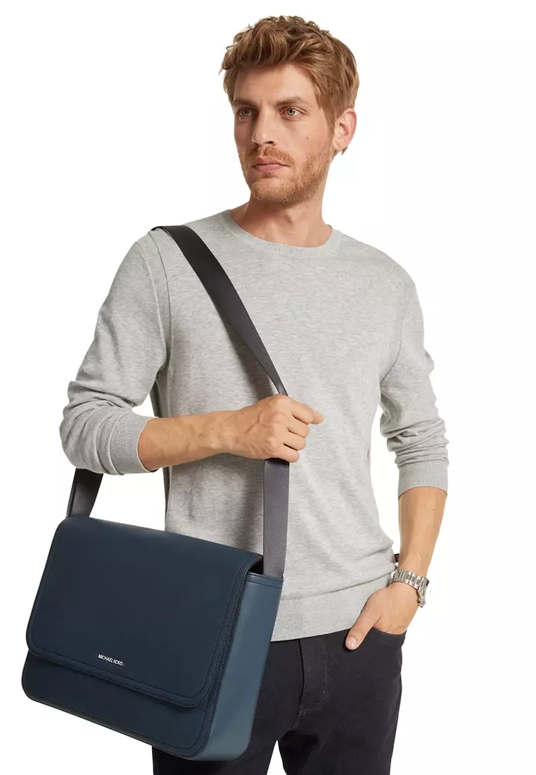 Michael kors mens top pouch