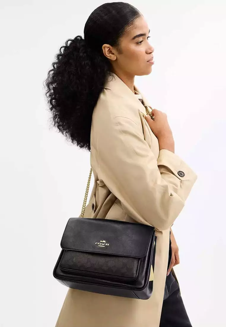 Elodie Crossbody Bag In Signature Canvas