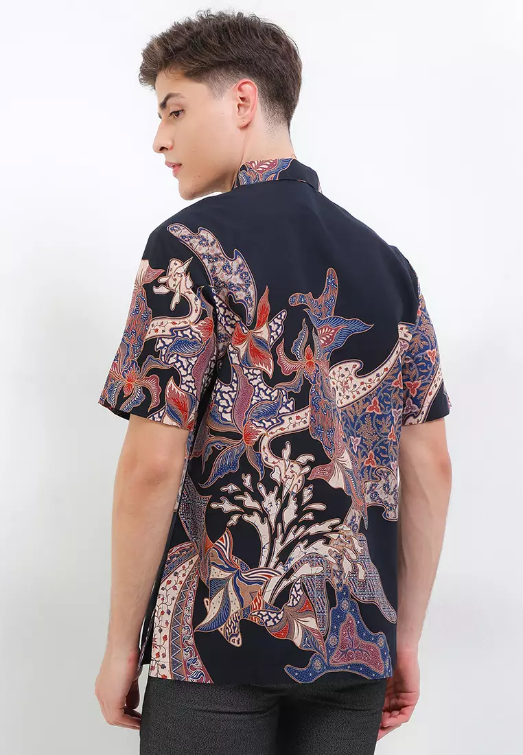 Hem Body Fit Batik Daun