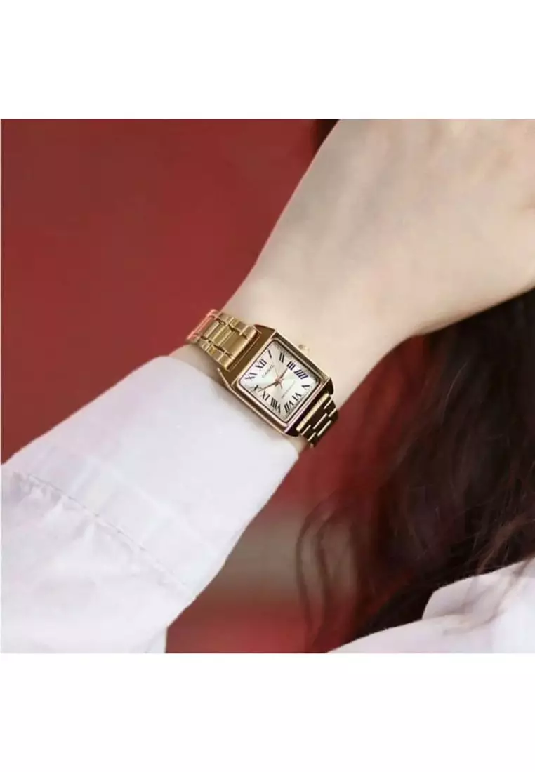 Women's Analog Watch LTP-V007G-9B Stainless Steel Band Gold Watch