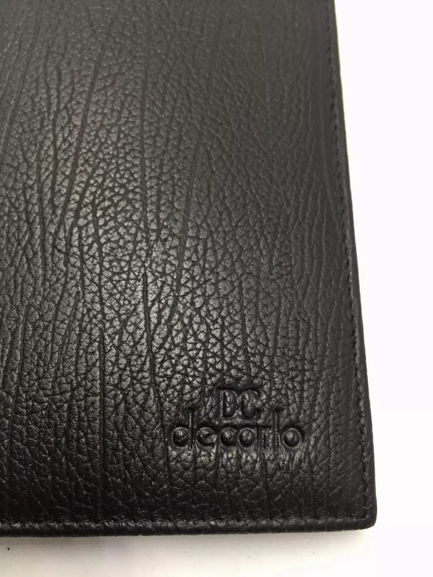 Dompet Decarlo DPT-DC-152WCIH-Hitam