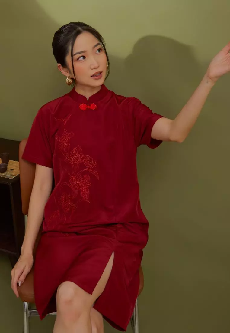 Lucienne Cheongsam Flower Dress in Maroon