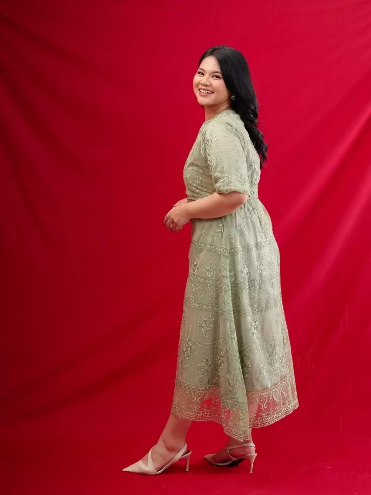 xtramiles Ladies  chantal dress sage green