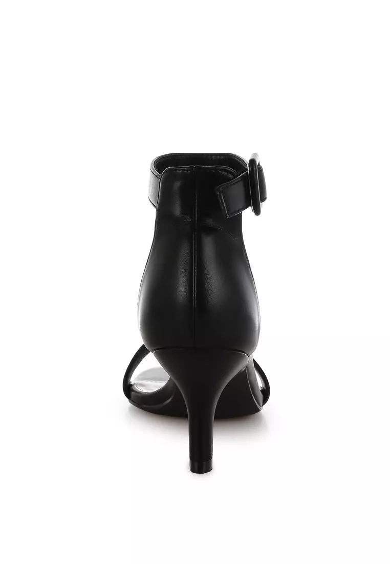 Sandal hak anak kucing berbahan kulit imitasi berwarna hitam