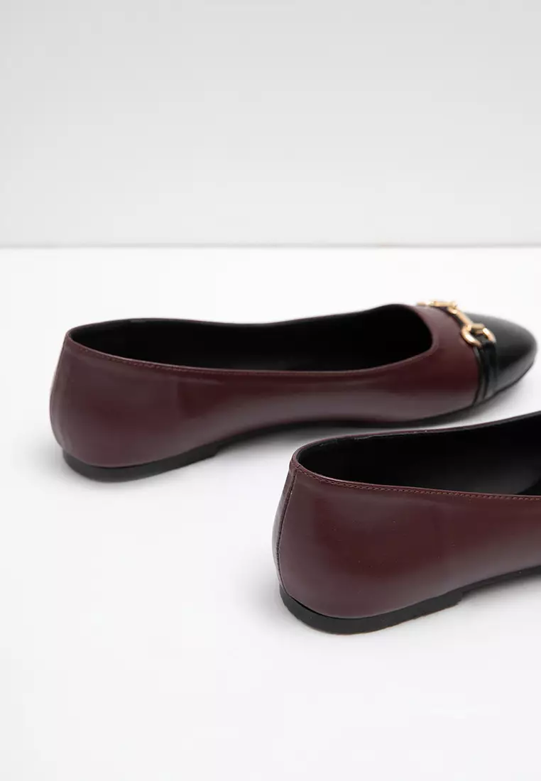 Sofia Cerlita Two Tone Flat Maroon