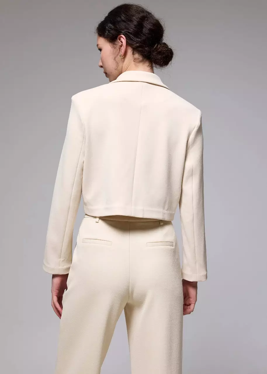 Blazer Wanita - Alya Boxy Crop Blazer