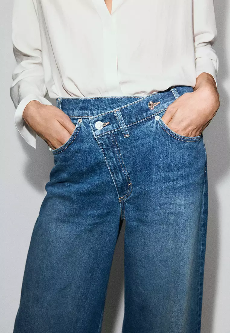 Wide-Leg Mid-Rise Jeans With A Crossover Waistband
