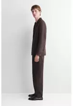 DARK BROWN