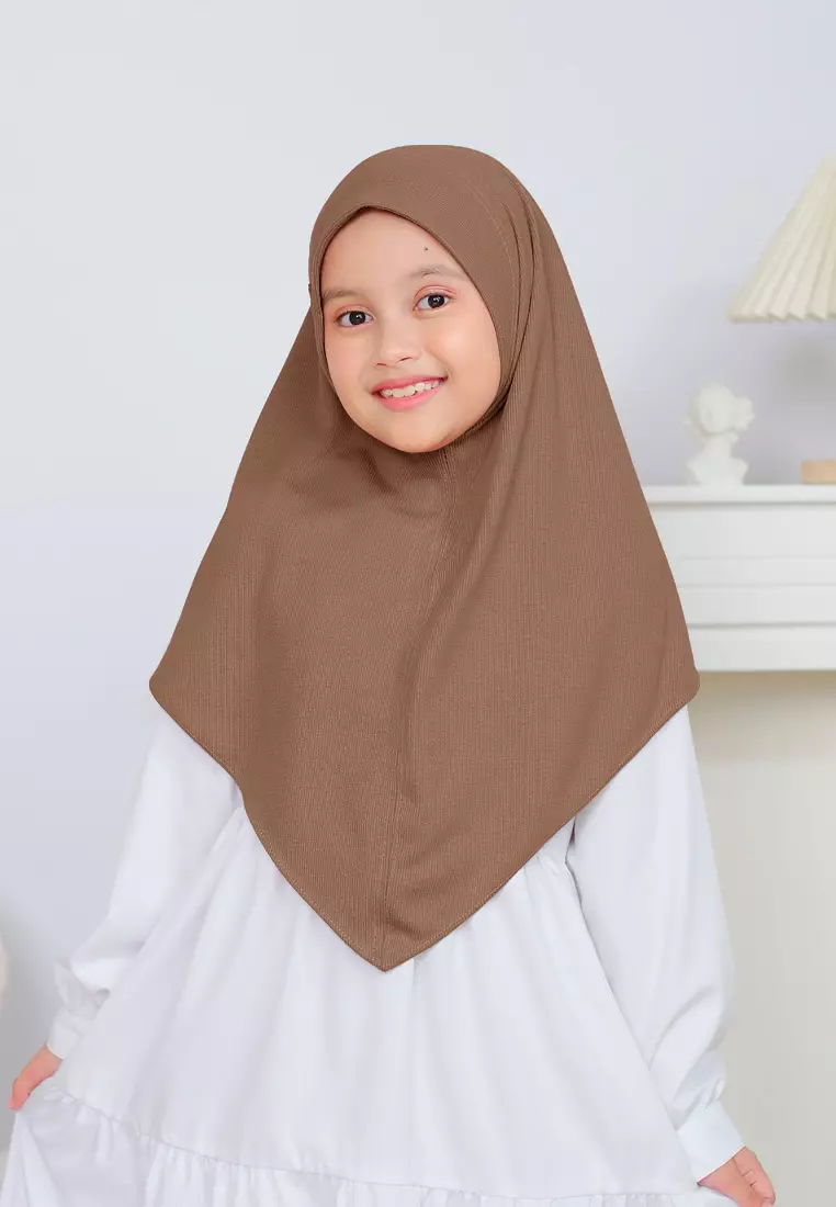 Cotton Bee - Miley Knit Bergo | Hijab Instan Anak - Brown Sugar