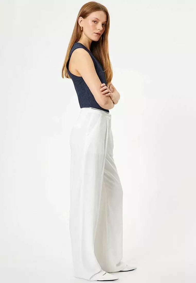 Linen Blend Trousers With Wide Leg Pockets