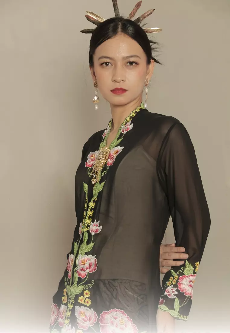 Kebaya Encim Kambodja Embroidery