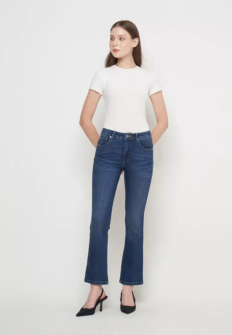 DUST Celana Mid Rise Bootcut Jeans Niara Medium Dark Blue (D. 31318)