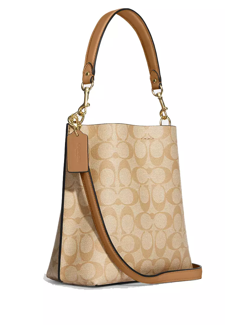 Coach bucket bag in signature canvas deals