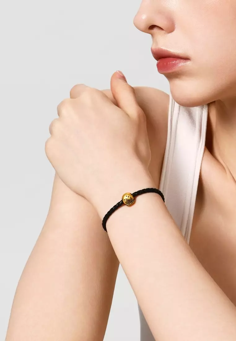 999 Gold Harry Potter Hogwarts School of Witchcraft and Wizardry Charm for Women & Men 92751C [Bracelet not included]