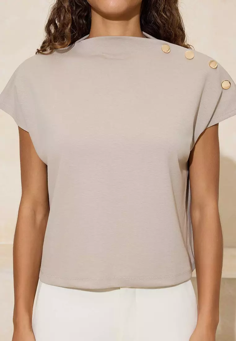 Stone Regular/Normal Fit Mock Neck Accessory Detailed Crop Soft Touch Knitted Blouse Twoss26Bz21