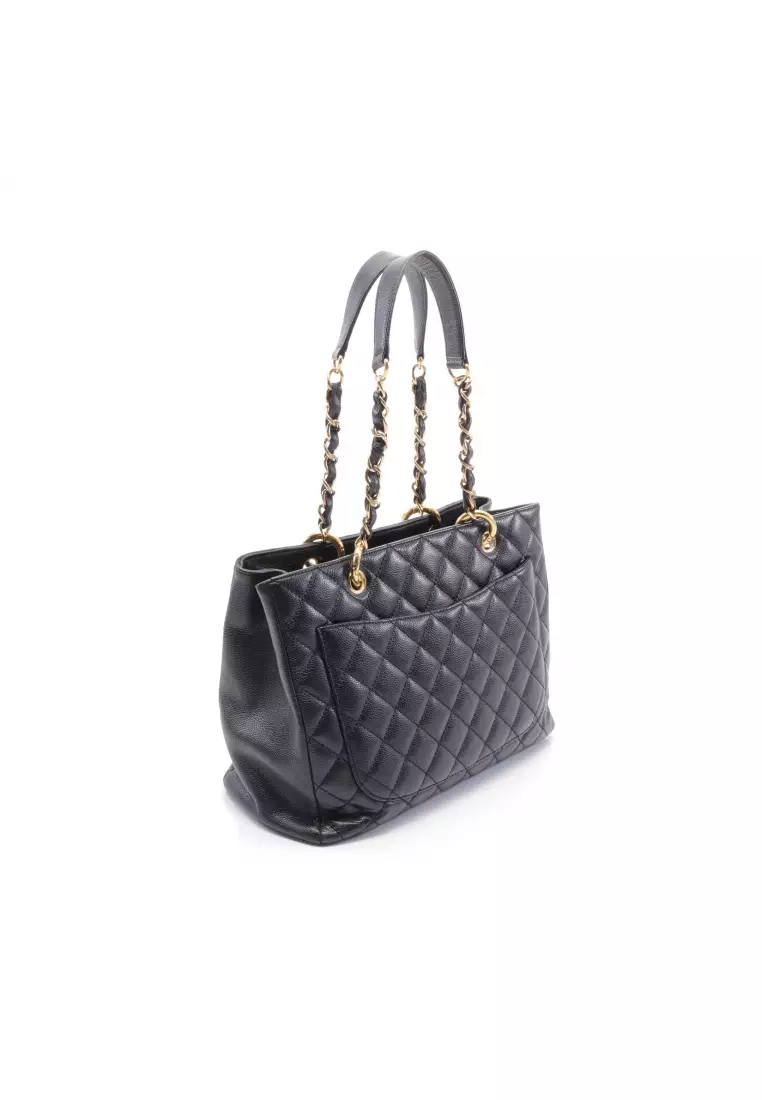 CHANEL Pre-loved CHANEL matelasse grand shopping GST chain shoulder bag  chain tote bag Caviar skin black gold hardware 2023 | Buy CHANEL Online |  ZALORA Hong Kong