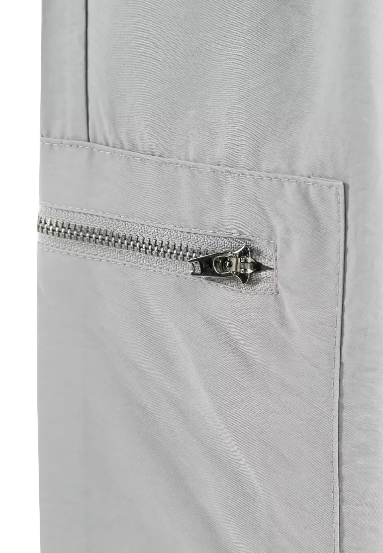 Light Grey Woven Cargo Pants With Belt