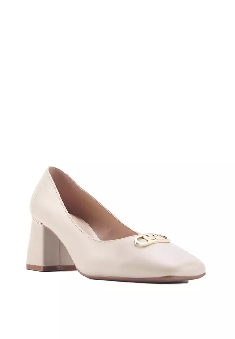 Discount on Nine West  shoes - SKU: Billar Dress Pumps Cream