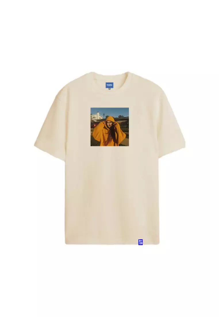 Hood mona on sale lisa t shirt