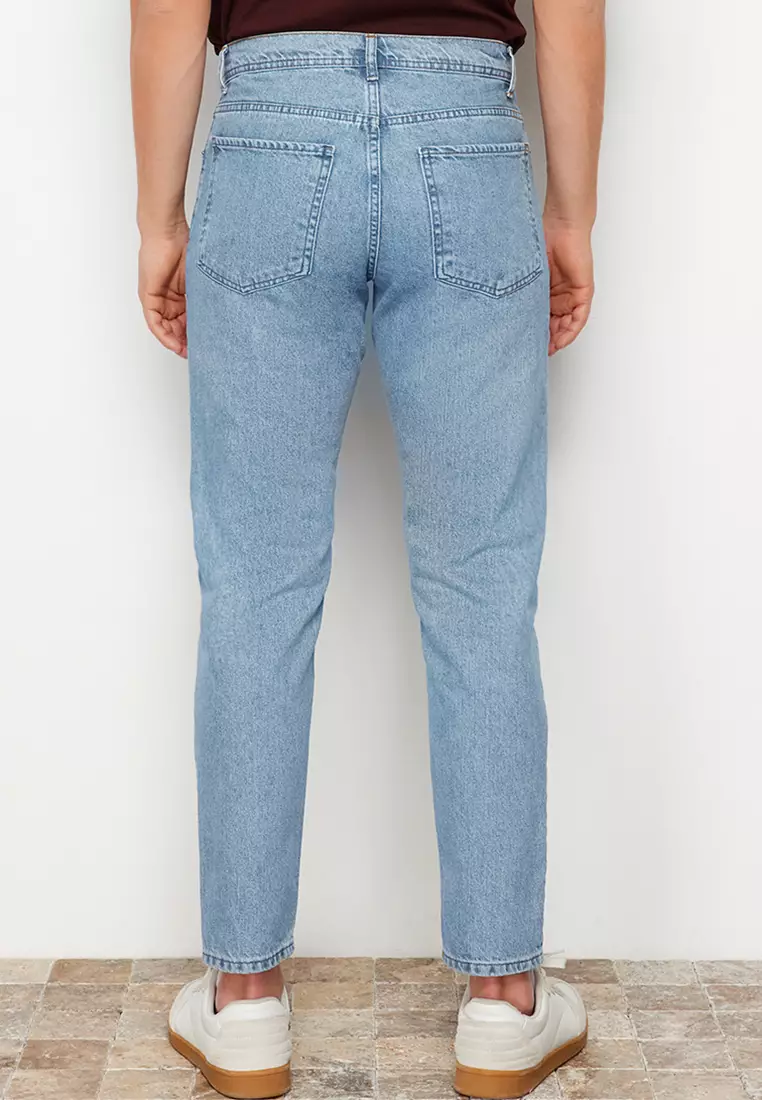 Essential Fit Jeans