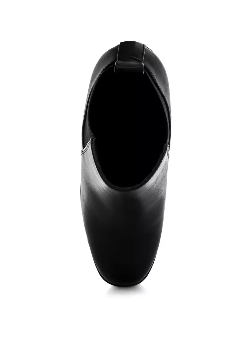 Sepatu Hak Blok Chelsea dalam Warna Hitam