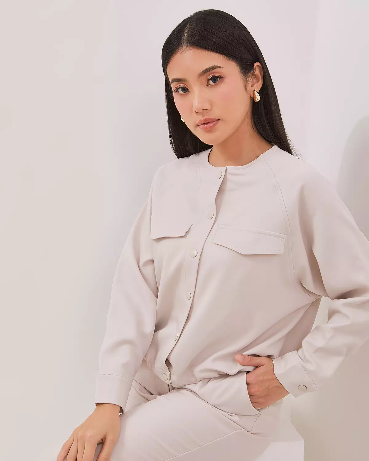WOMEN'S CREAM CROPPED LONG SLEEVE JACKET
