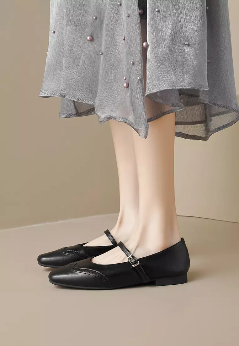 Brogue Microfiber Leather Mary Jane Shoes WW821-1