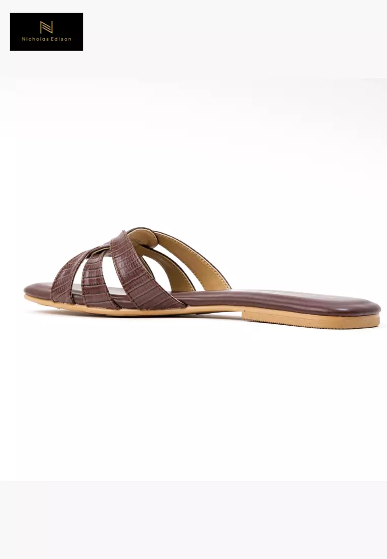 Nicholas Edison Sandal Costa Coffee