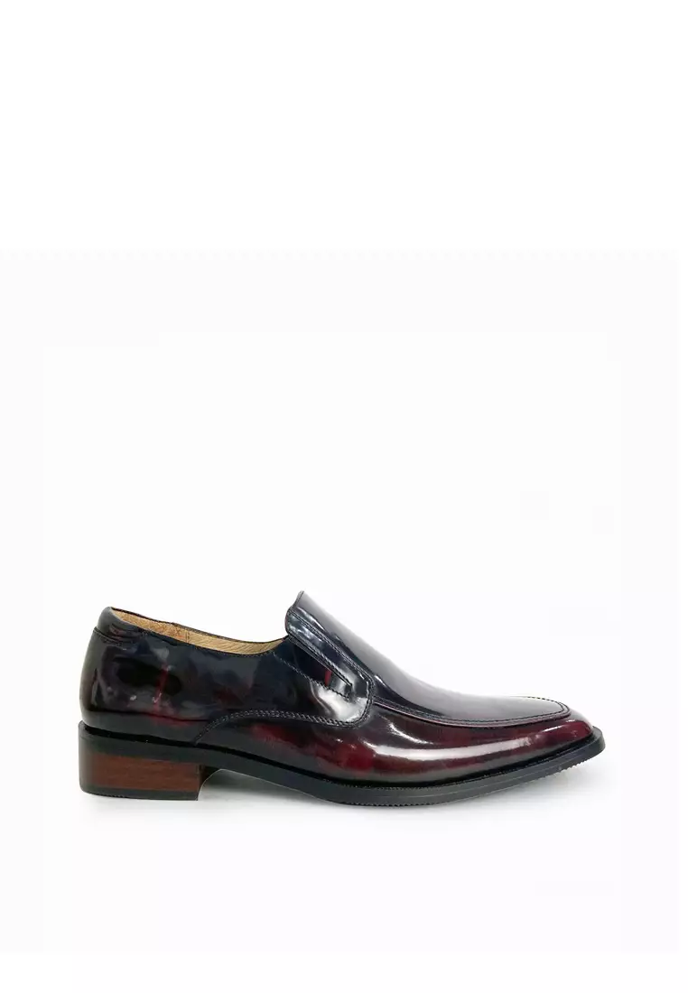 Discount on Bristol Shoes  shoes - SKU: Moore Maroon Brush-Off Loafers