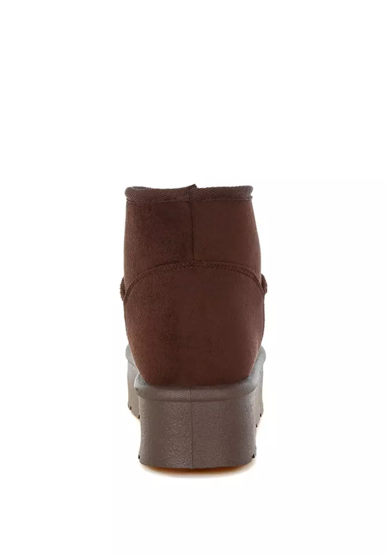 Sepatu Salju Microfiber Lembut Warna Coklat