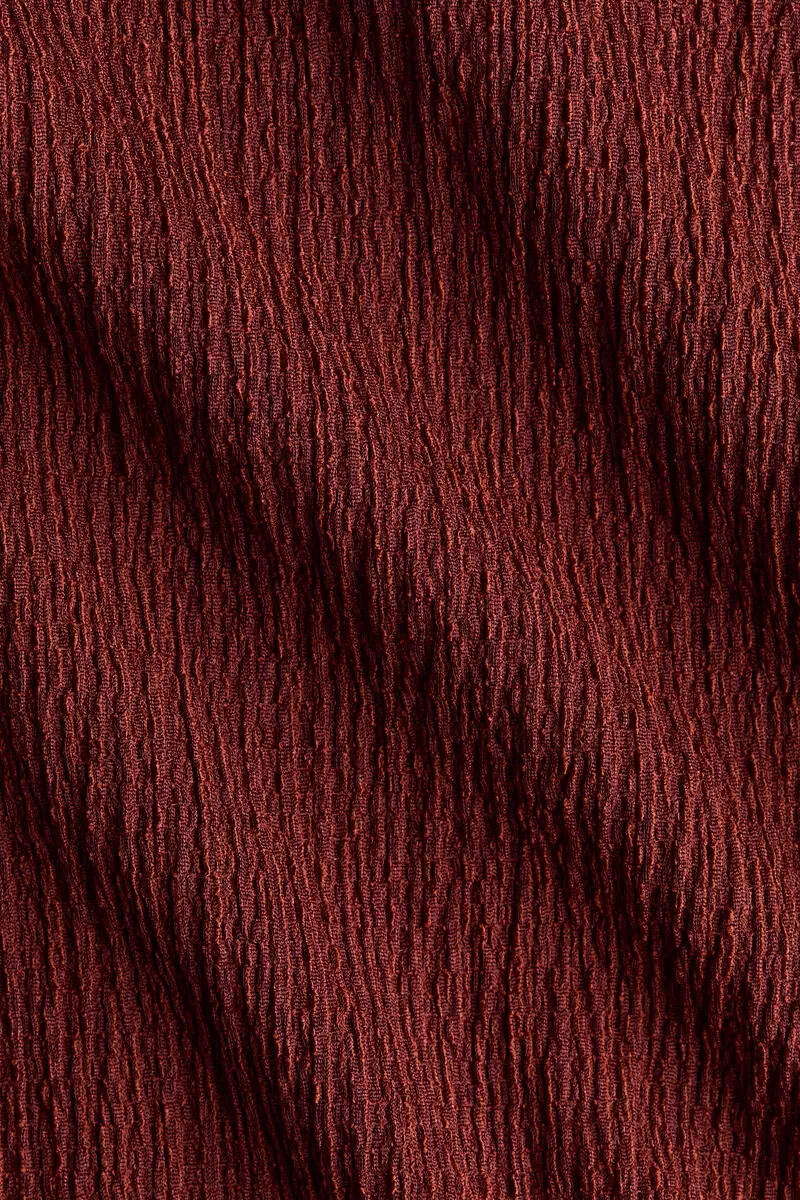 Crinkled boat-neck top