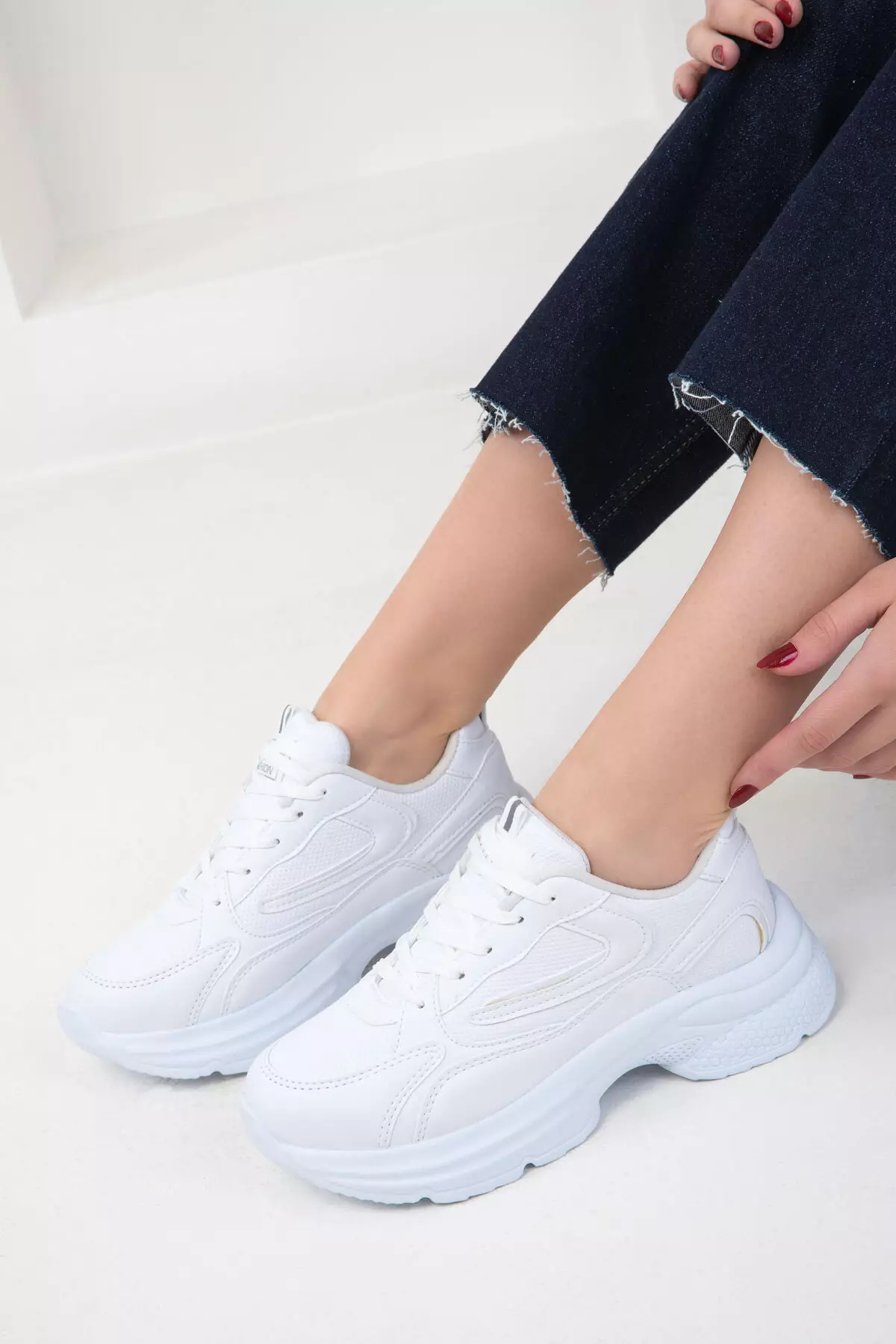 White-C Women's Sneakers 18802