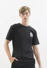 hitam