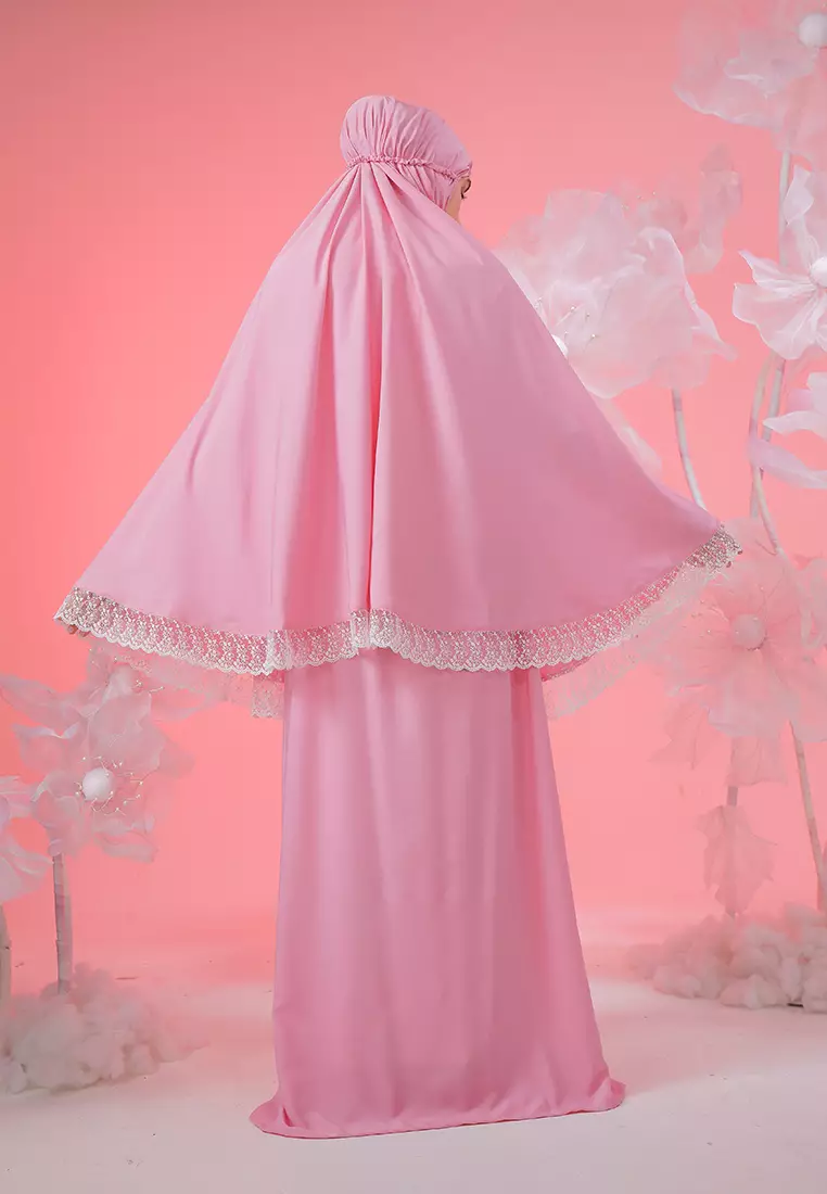 Ramaniya Fredelina Mukena