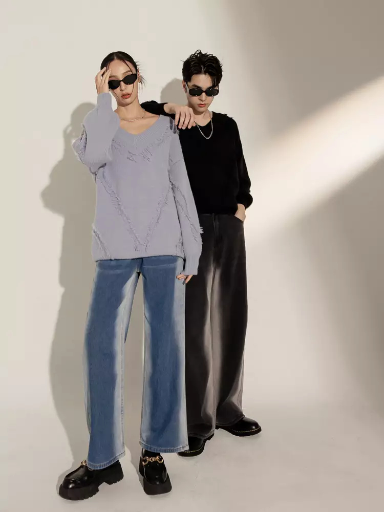 男女共穿．側邊渲染刷色直筒牛仔褲《BA7282》