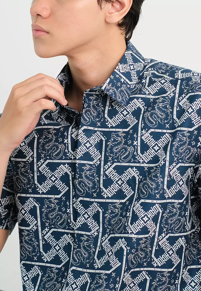 My Aksa Batik Pria Kemeja Pendek Slimfit Naga Cita Navy