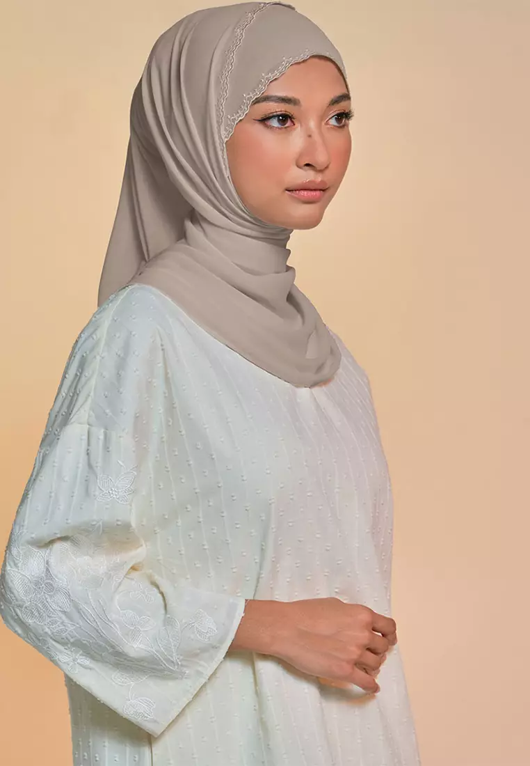 Tanuja Embroidered Scallop Headscarf - Pale Oak
