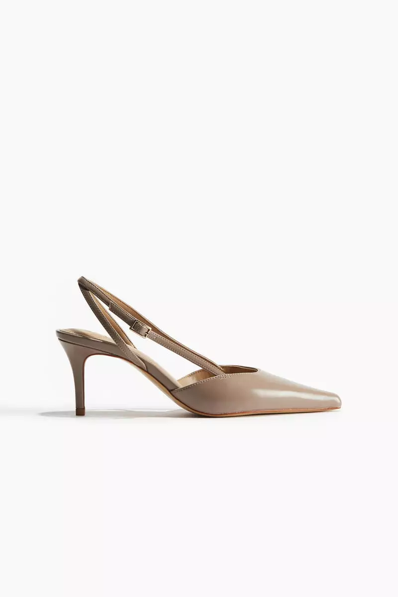 Discount on H&m  shoes - SKU: Pointed Slingback Court Shoes
