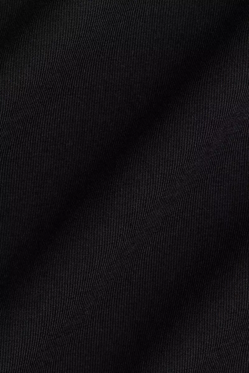 Long-sleeved cotton top