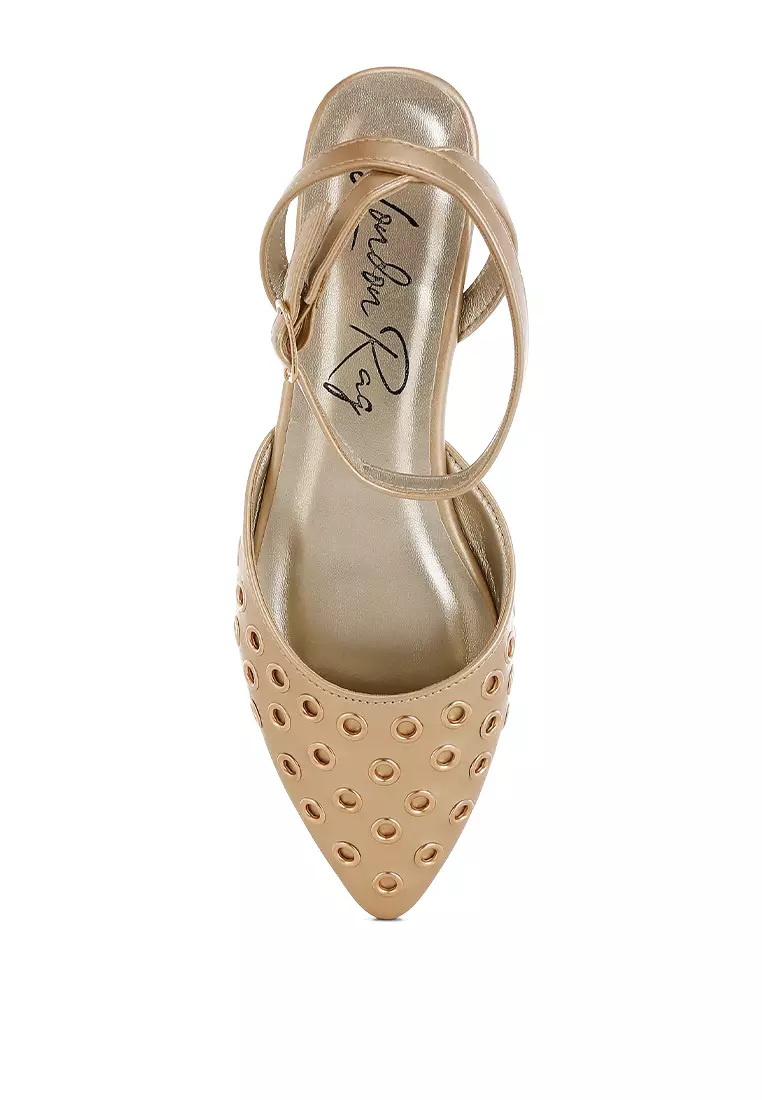 Metallic Eyelet Detail Flat Sandals In Gold