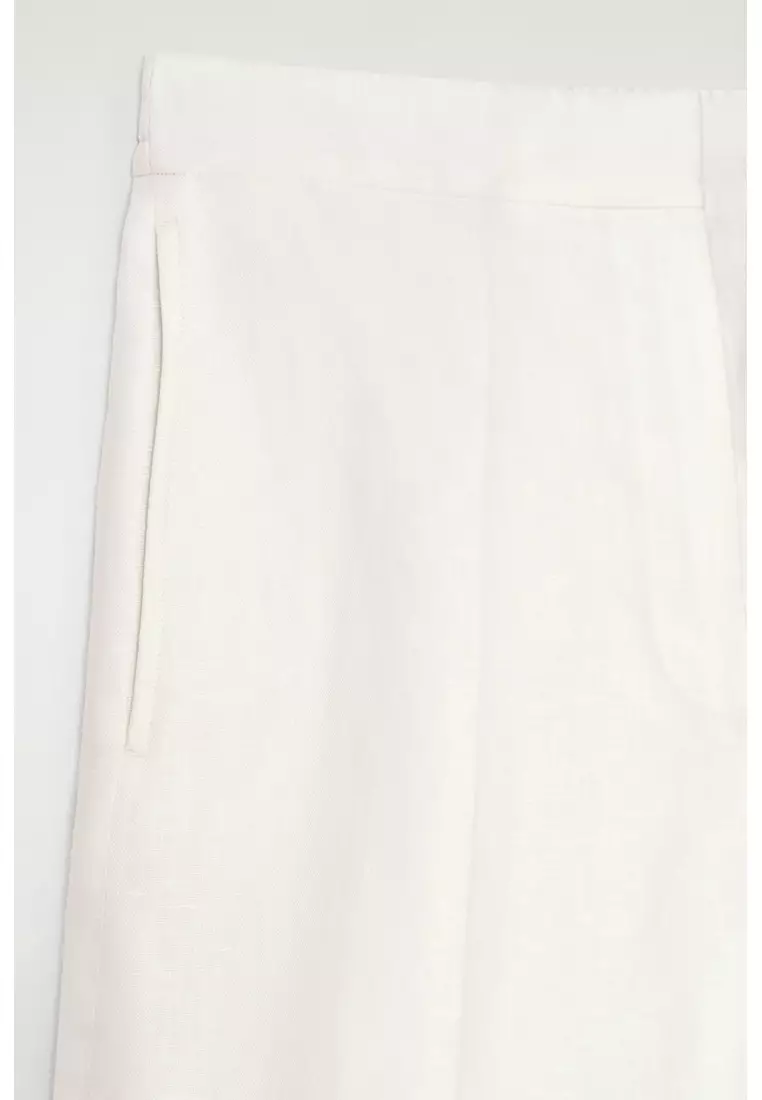 TAILORED ELASTICATED LINEN SHORTS