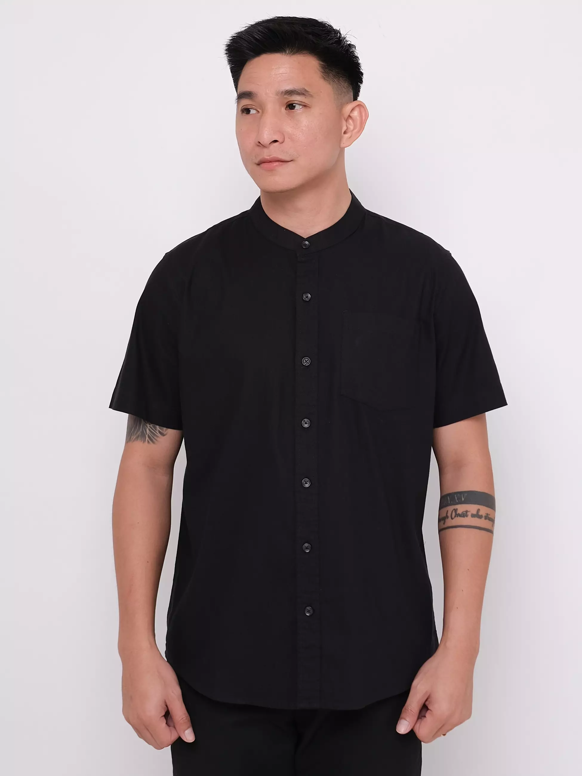 Kemeja Kerah Shanghai Bahan Oxford Baju Koko Lengan Pendek Polos Hitam 50440