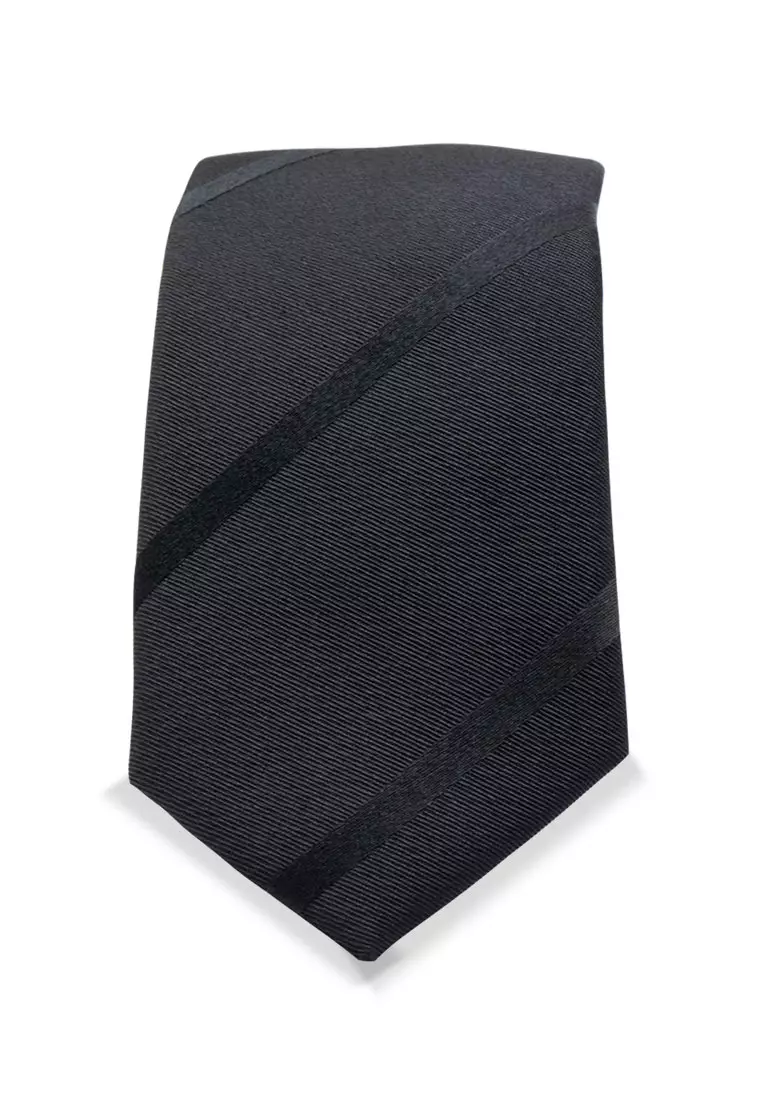 Burberry clinton tie new arrivals