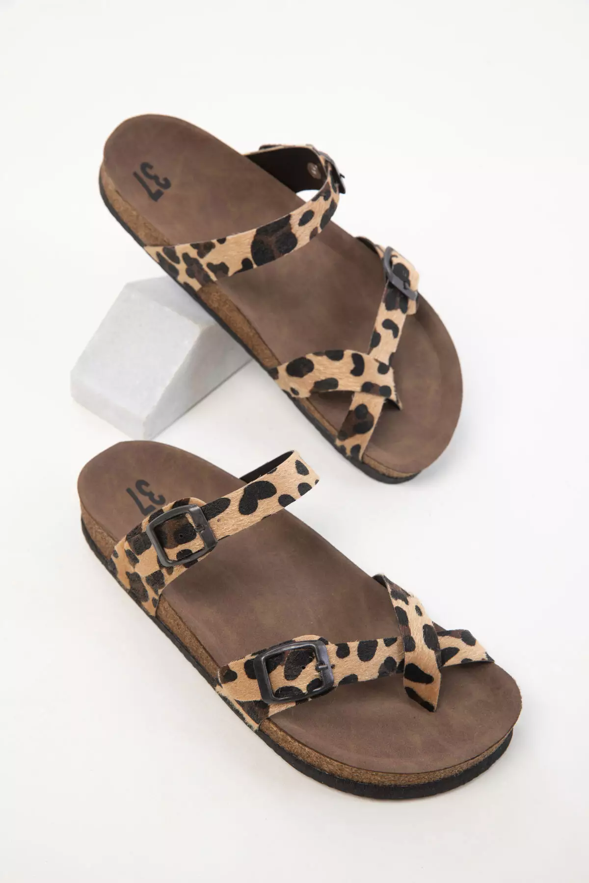 Leopard Women's Slippers Model Number 17265